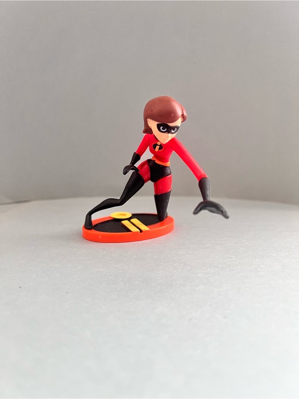Disney Pixar The Incredibles Elastigirl 3" PVC Figure Cake Topper